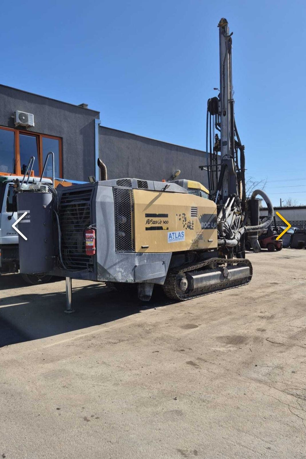 Wiertnica Atlas Copco ROC L6 z kabiną i narzędziami  wiertniczymi