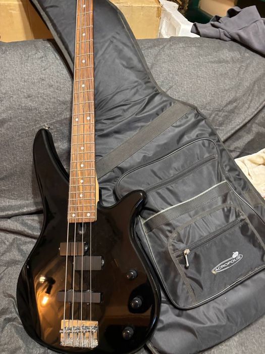 Yamaha RBX270J 4-струнна бас-гітара
