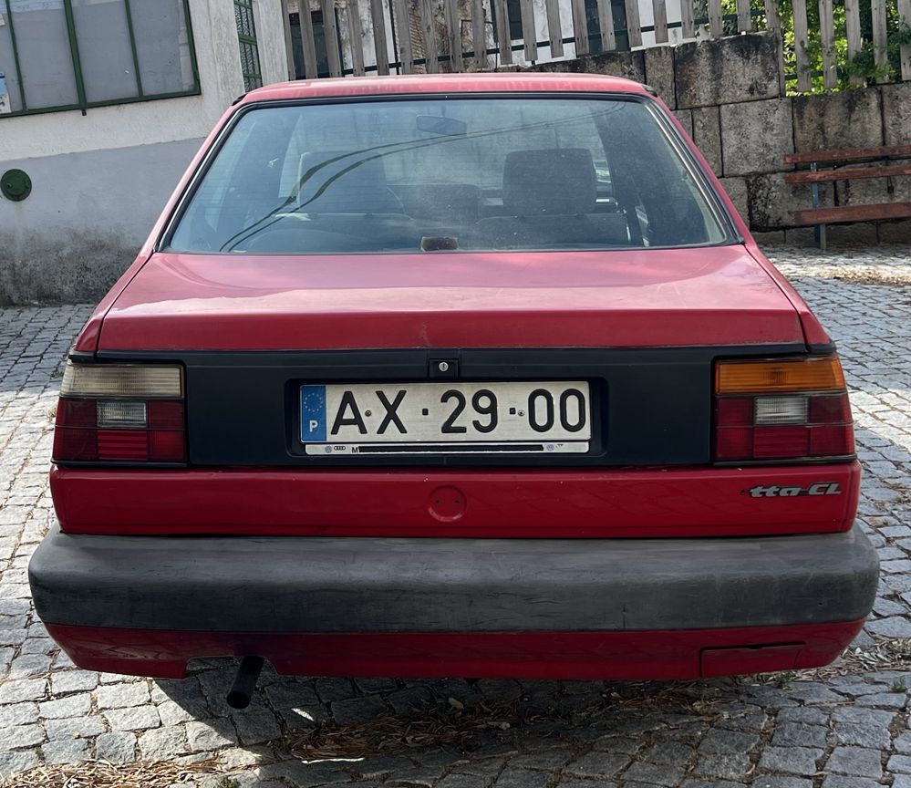 Carro VW Jetta em otima condição