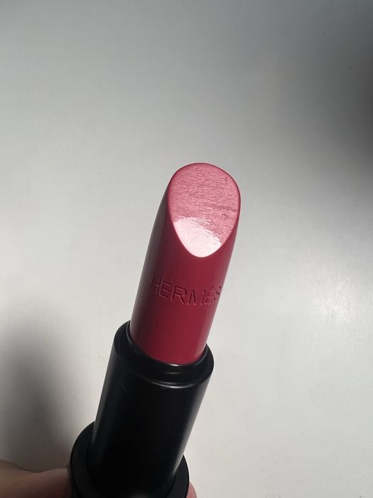 Pomadka Hermes nr 59 Rose Dakar Satine