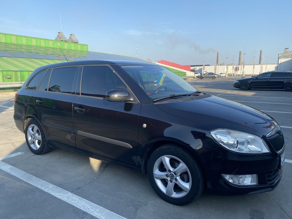 Skoda fabia 2010рік.