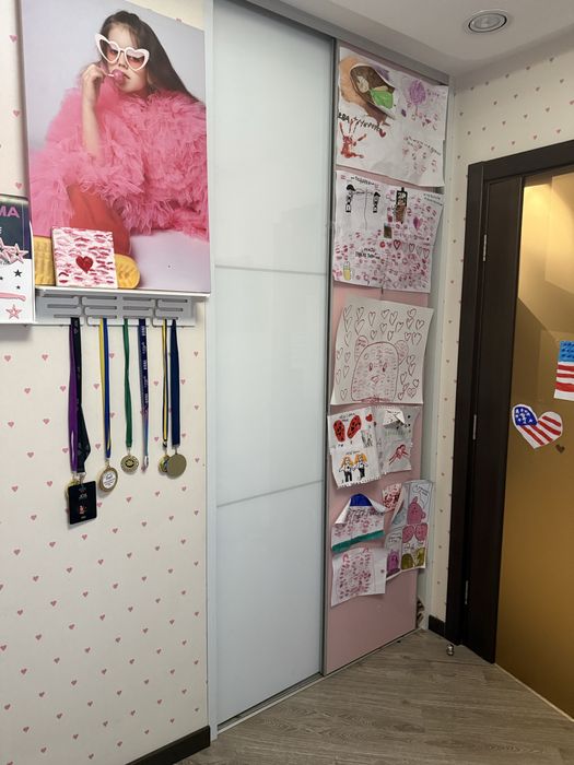 Продам 4-х комнатную квартиру с мебелью и техникой