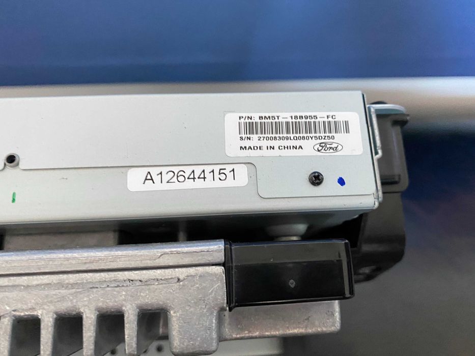 Радио панель главный монитор Ford Focus Sony 2013 Titanium