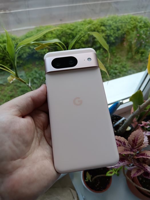 Продам Google Pixel 8. 8/128 GB.+eSim.+Зах.Скло.
