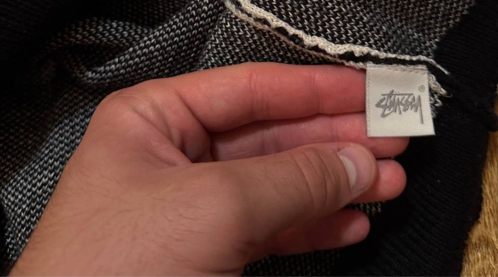 Свитер от Stussy