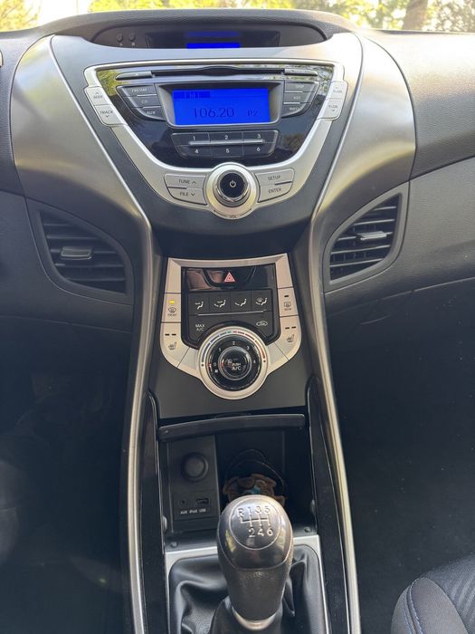 Hyundai Elantra 1,6