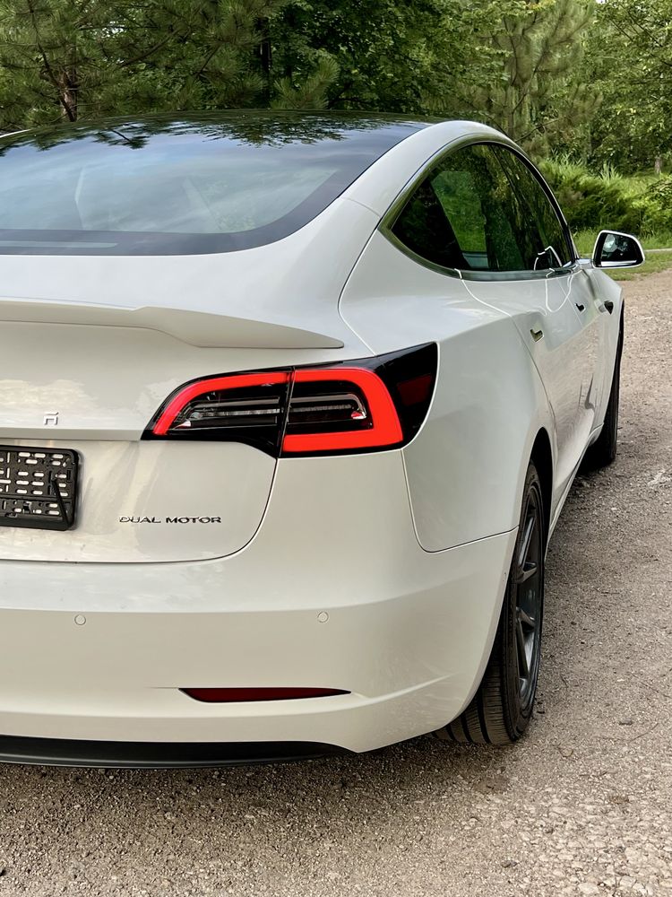 Tesla Model 3 Long Range Dual Motors