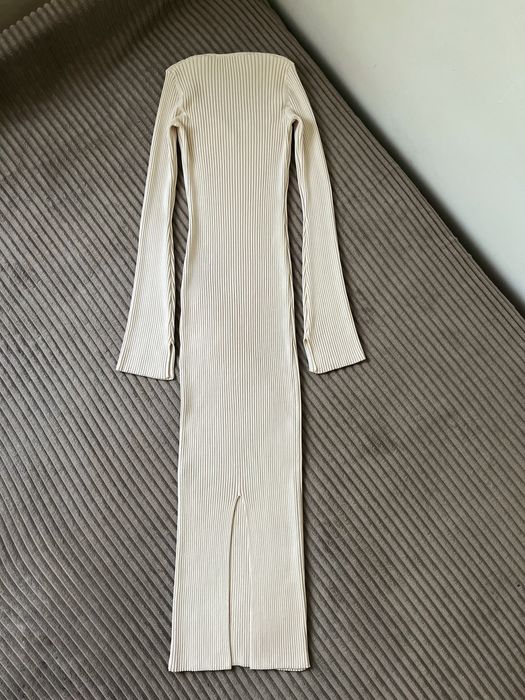 Плаття міді в рубчик бежеве сукня облягаюча