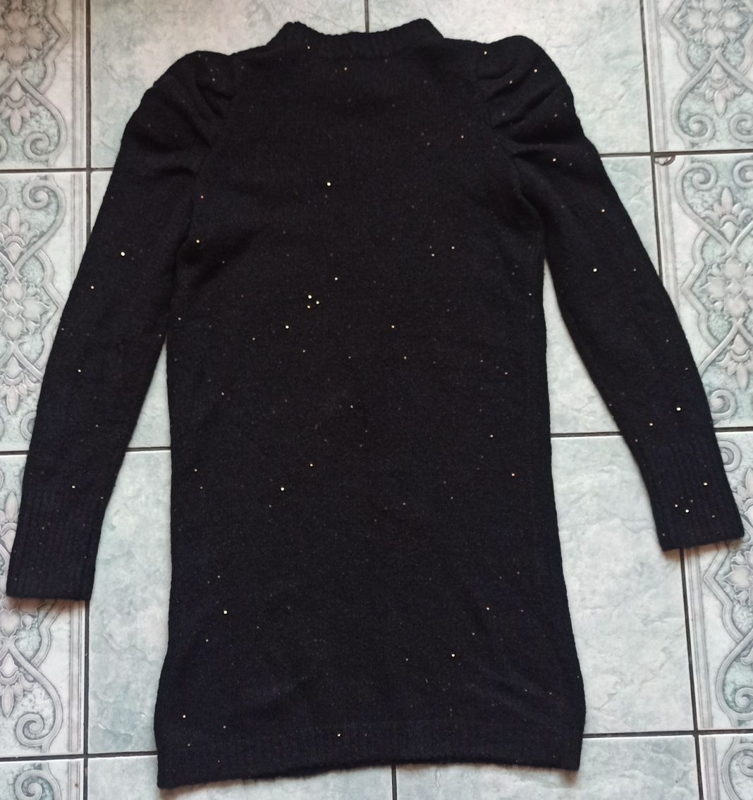 Sweter damski,młodzieżowy długi, tunika sweterkowa.