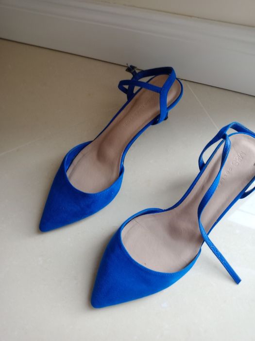 Czółenka sandałki chabrowe kobaltowe niebieskie 39