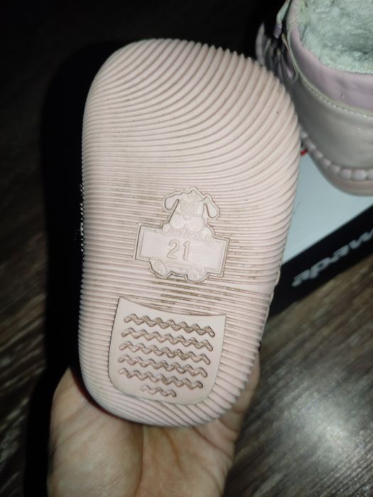 Зимові ботиночки для дівчинки !