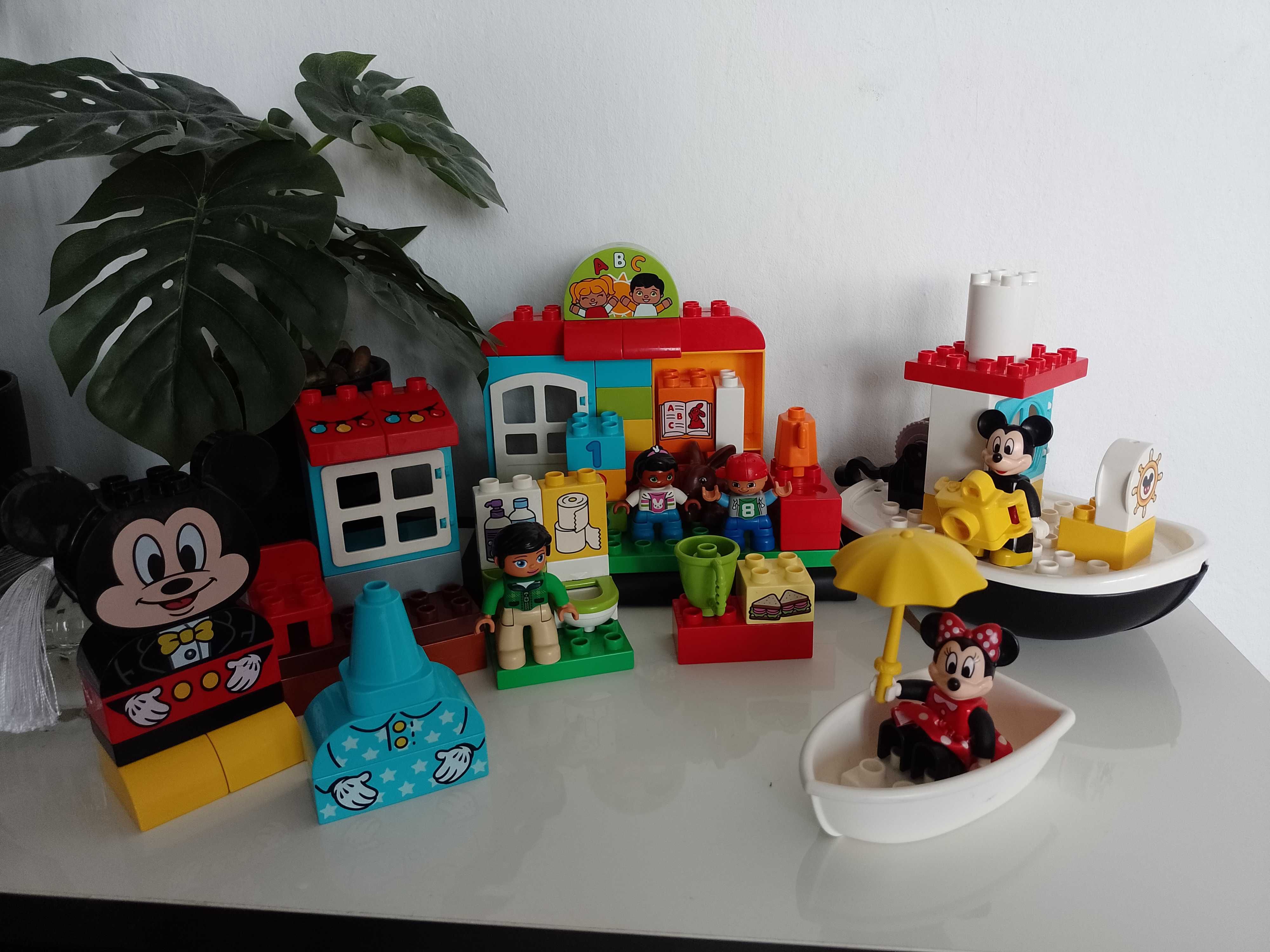 LEGO Duplo Mickey 10898, łódka Miki i Minnie 10881, przedszkole 10833
