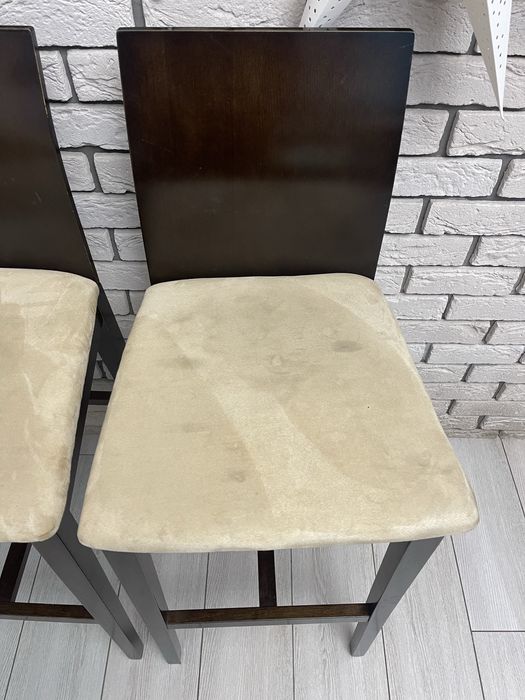 Два барних стула