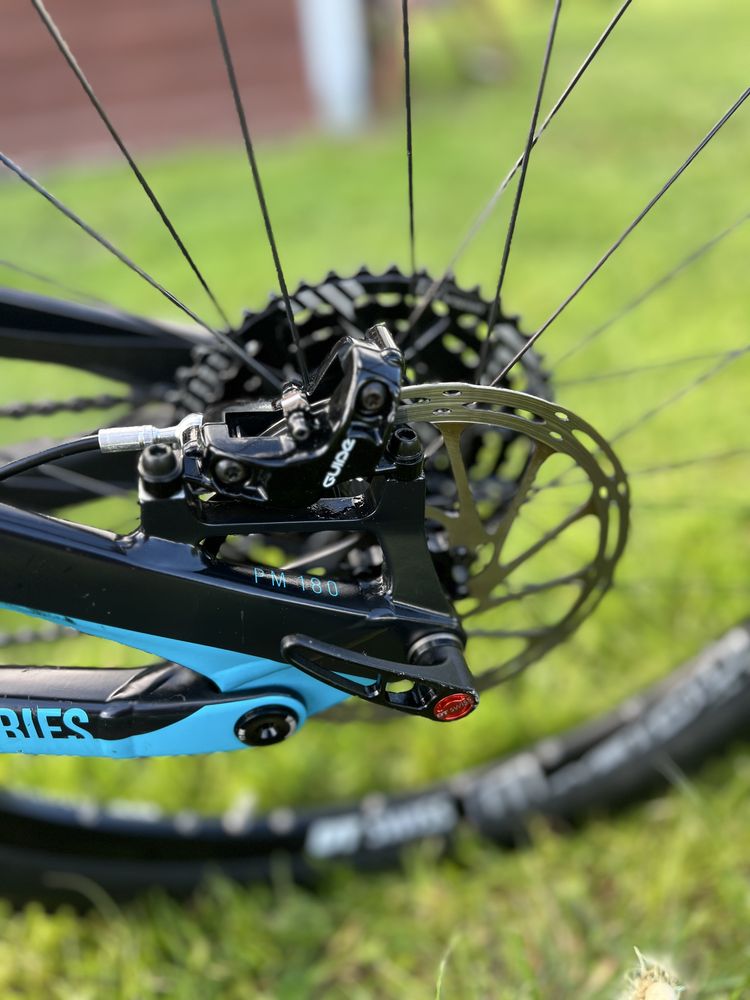 Okazja. Full YT Industries Jeffsy 2018r. Rama M, kolo 27,5 DT SWISS.