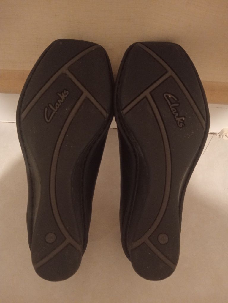 Туфлі жіночі Clarks.