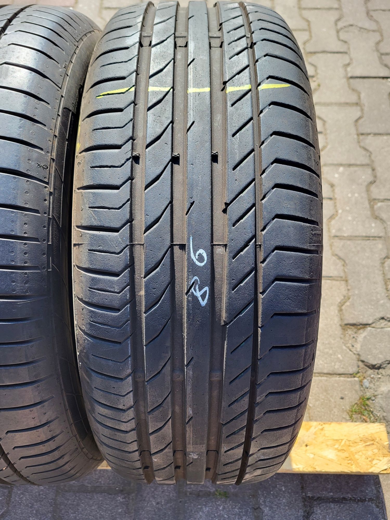 Continental 225/50/17 lato 6.8mm