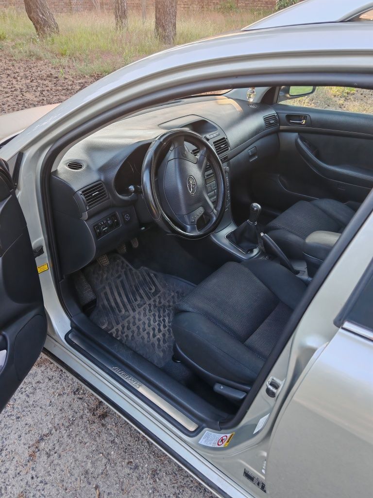 Toyota Avensis T25 1.8 B+G