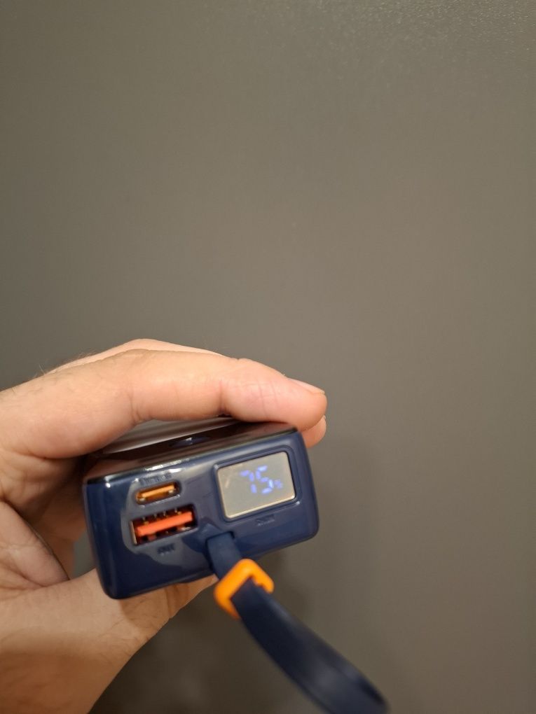 Павербанк.Power bank 10000mA. Мініверсія. Повер банк.  Новий