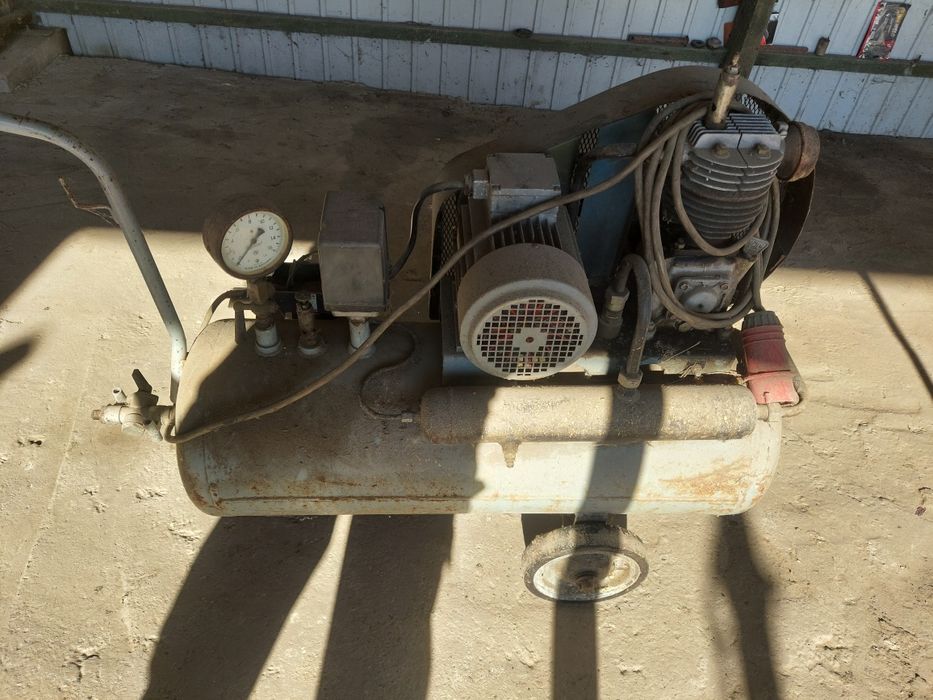 Kompresor Sprężarka Tłokowa Do Pompowania