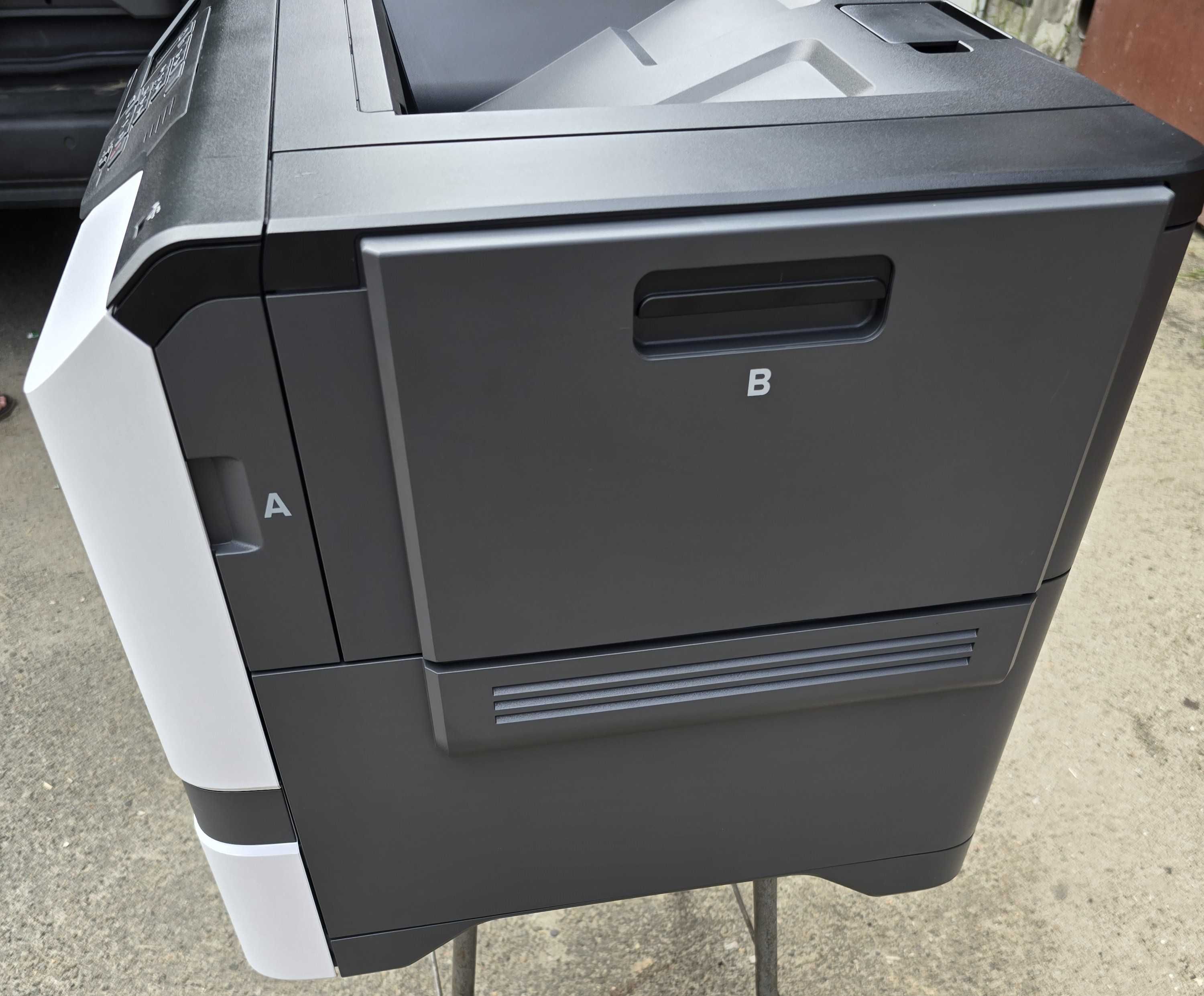 Новий  кольоровий лазерний принтер LEXMARK CS700 серія мережевий
