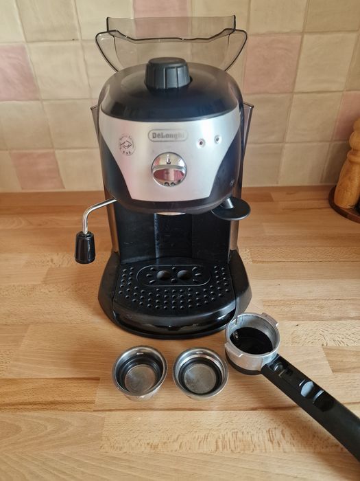 Ekspres do kawy DeLonghi ec221.b