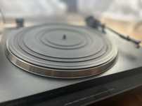Gramofon Onkyo CP-1200A