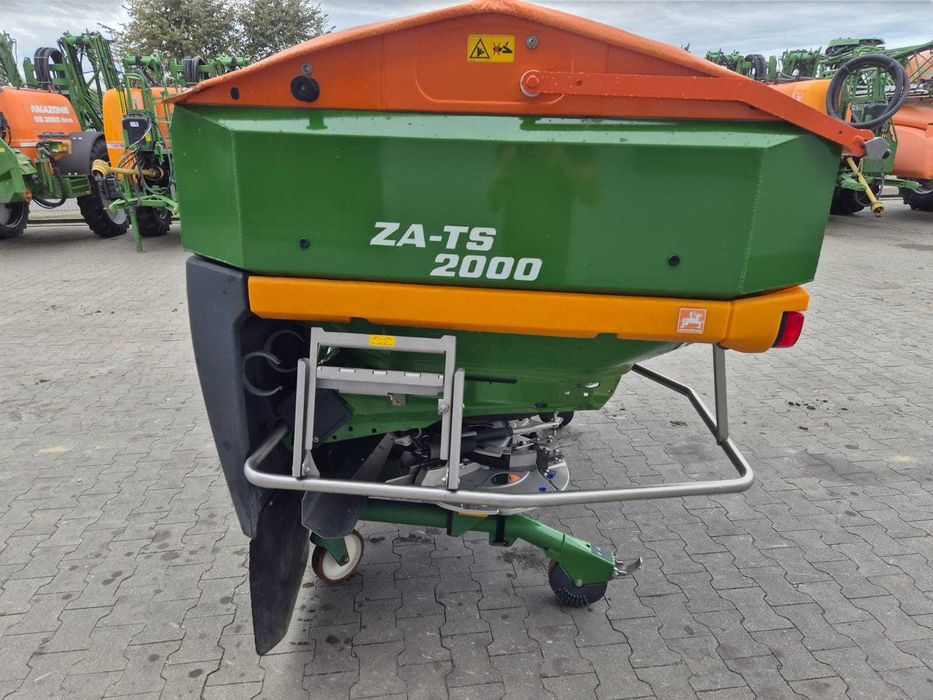 Rozsiewacz zawieszany Amazone ZA-TS 2000 Profis Hydro 2015r Amatron3