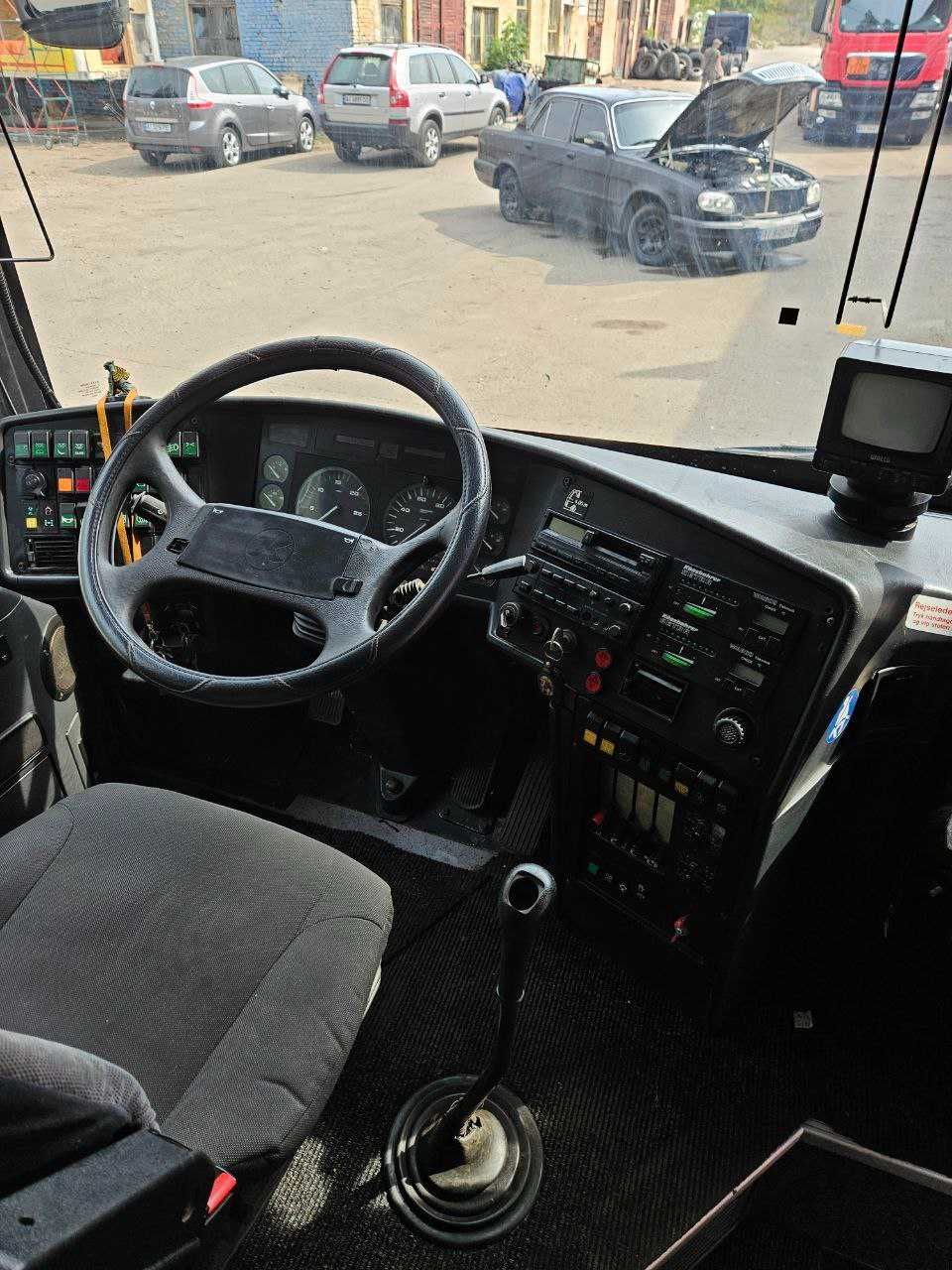 Автобус SETRA S 328 DТ двоповерховий 1997 / 77 місць / відмінний стан