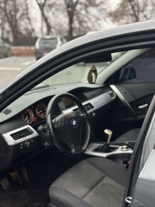 Продам Bmw 520i e60