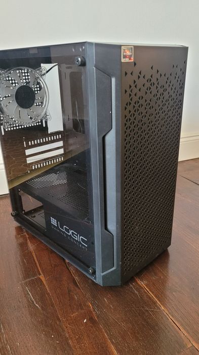 Obudowa gamingowa podświetlana