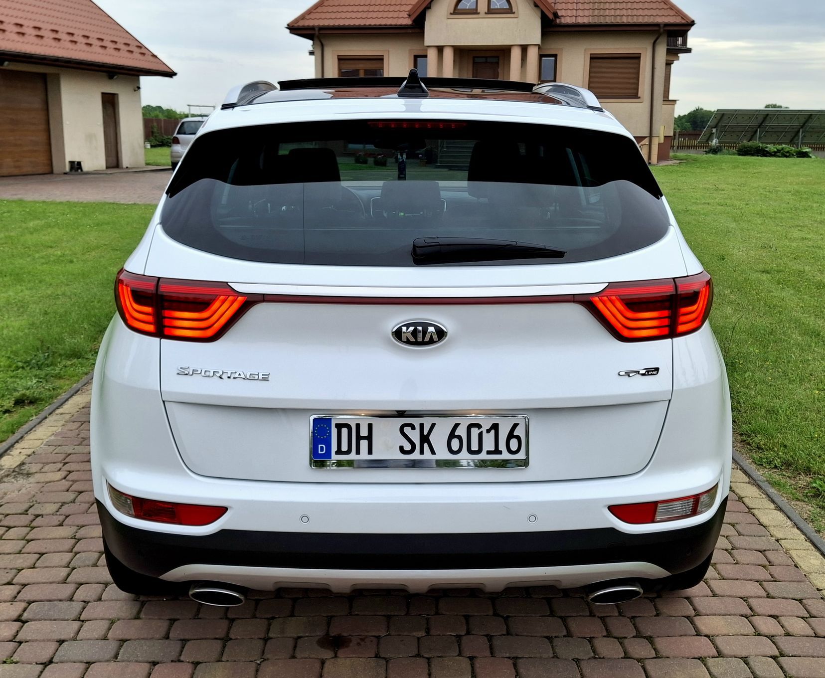 Kia Sportage GT-LINE * IGIEŁECZKA * 1.6 T-GDI 177KM * Perła * 4X4 * AUTOMAT