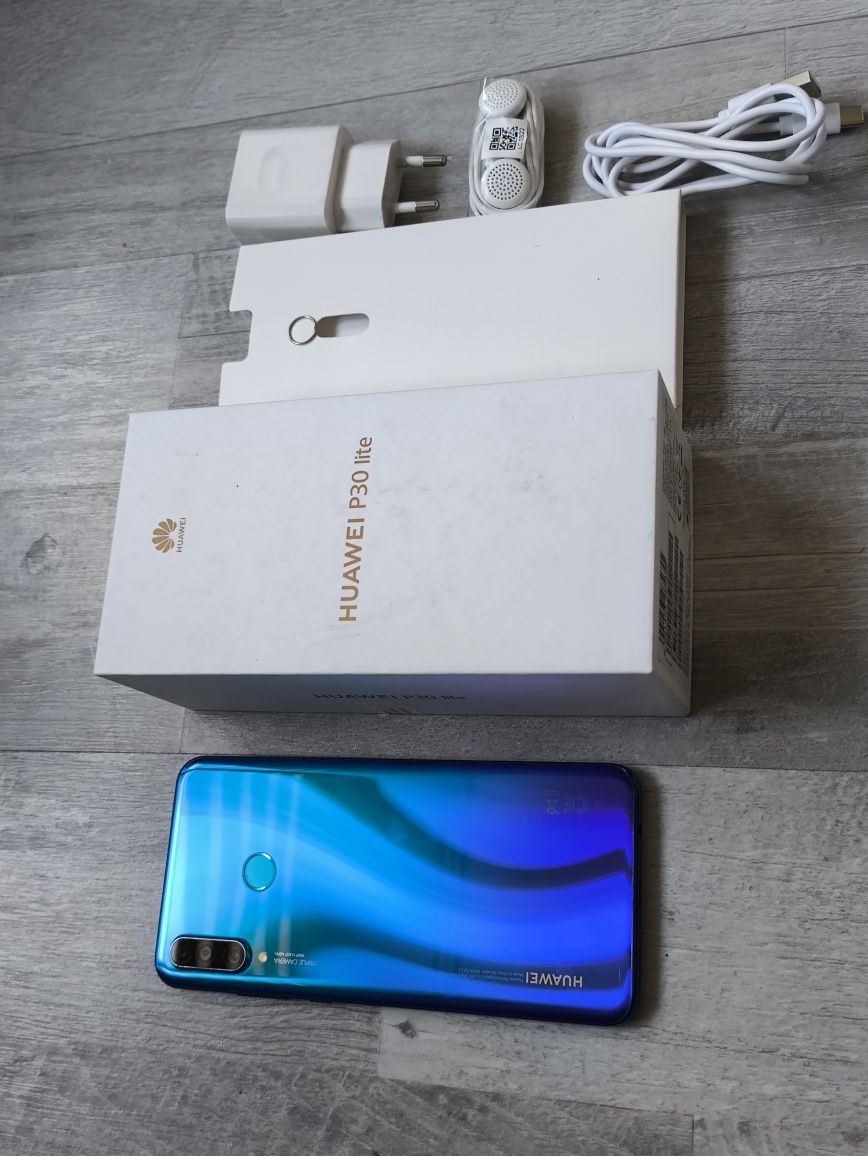 Huawei P30 lite, jak nowy, gratis 2x etui Eco skóra ze stojakiem