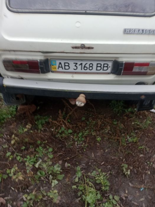 Автомобіль Нива Ваз 2121