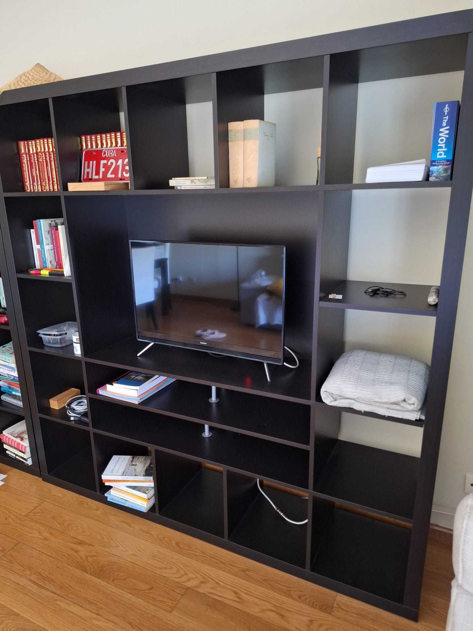 Estante + Movel TV IKEA