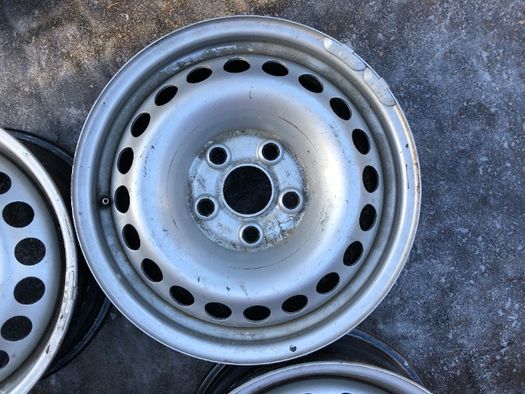 Felgi stalowe 6,5Jx16H2 ET51 5x120 VW T5 T6