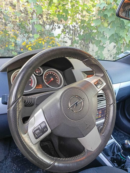 OPEL ASTRA gtc sport van 90