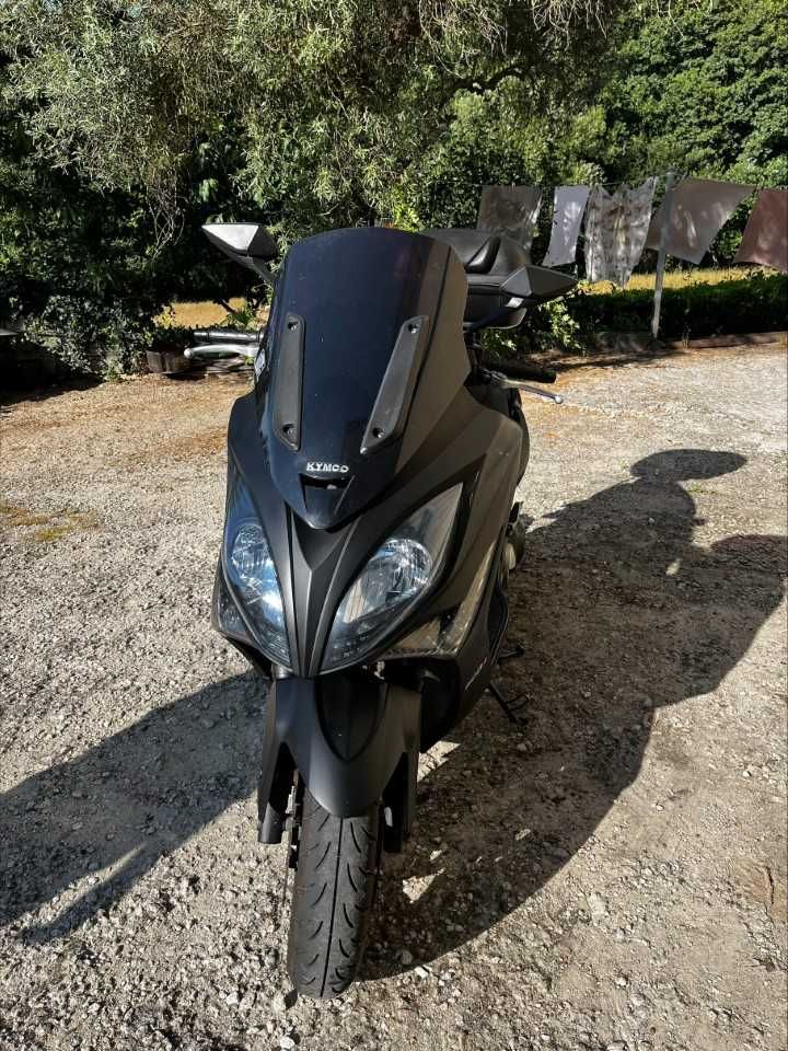 Scooter kymco 500