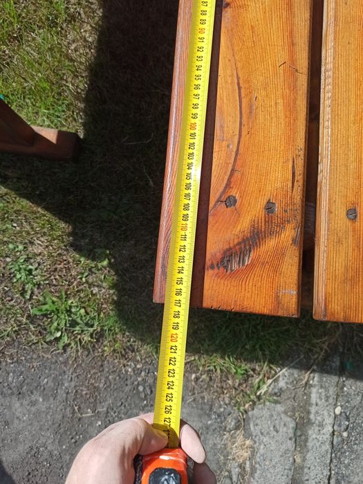 Ławka i stół z drewna