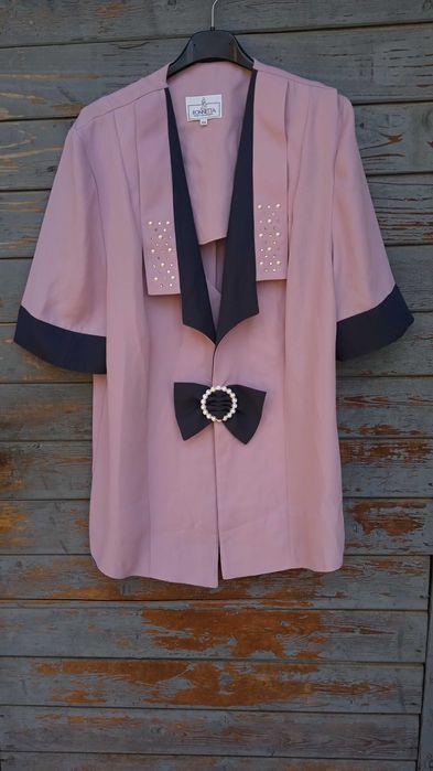 Marynarka narzutka Ronetta 44 XXL pudrowy róż perły kokardka vintage