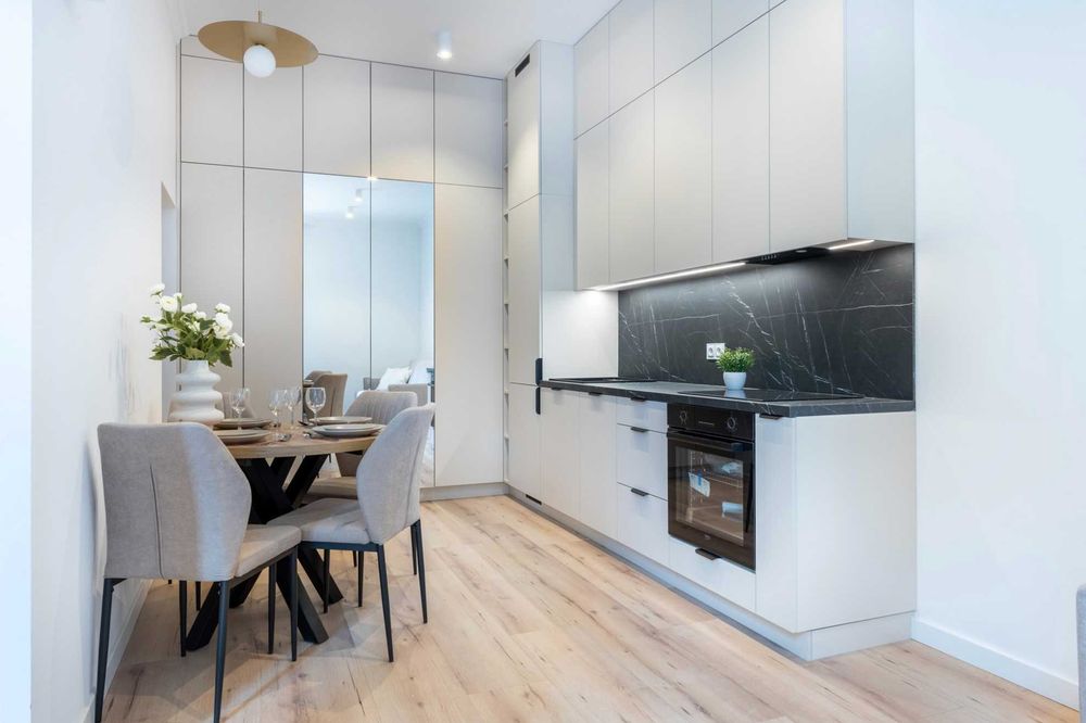 Okazja , 2 pokojowy apartament w zrewitalizowanej kamienicy