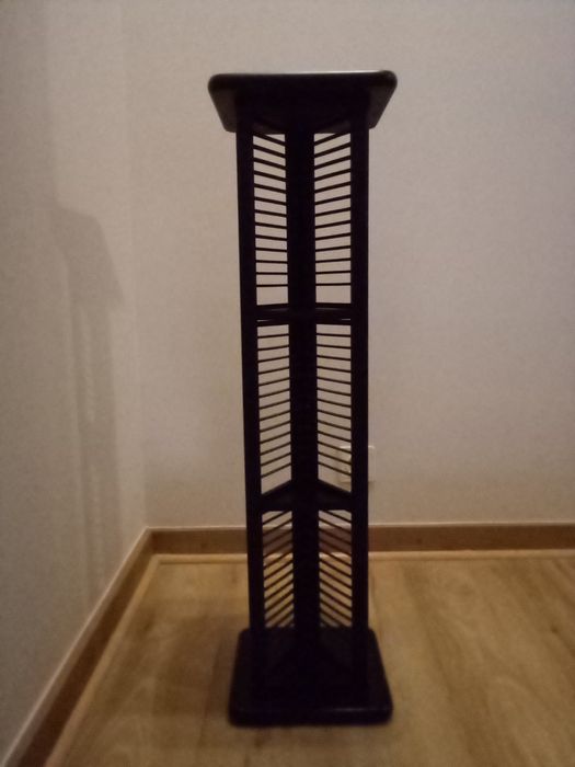 Estante Cd's em madeira preta