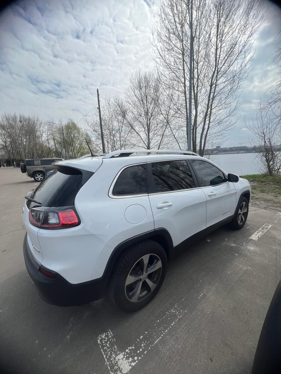 Терміново продам Jeep Cherokee 2019 Limited