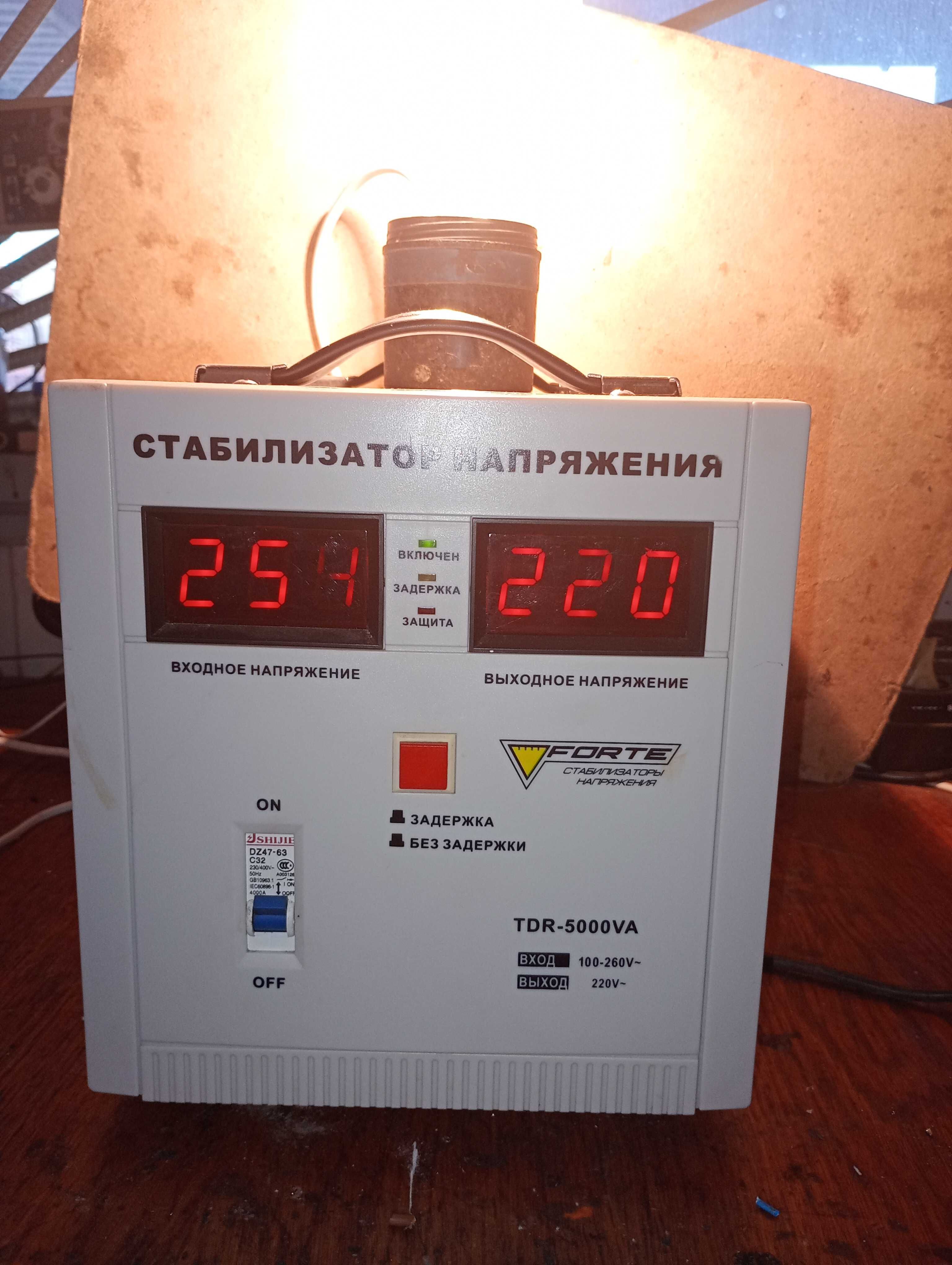 Стабілізатор напруги  TDR-5000VA