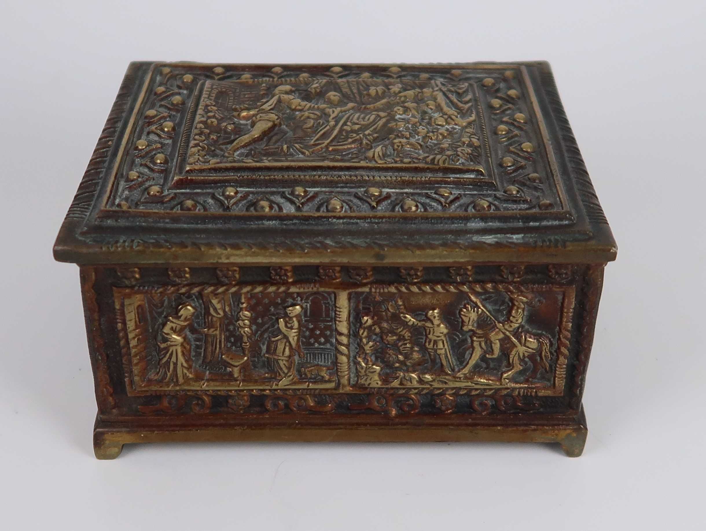 Caixa guarda-joias bronze Séc. XIX/XX