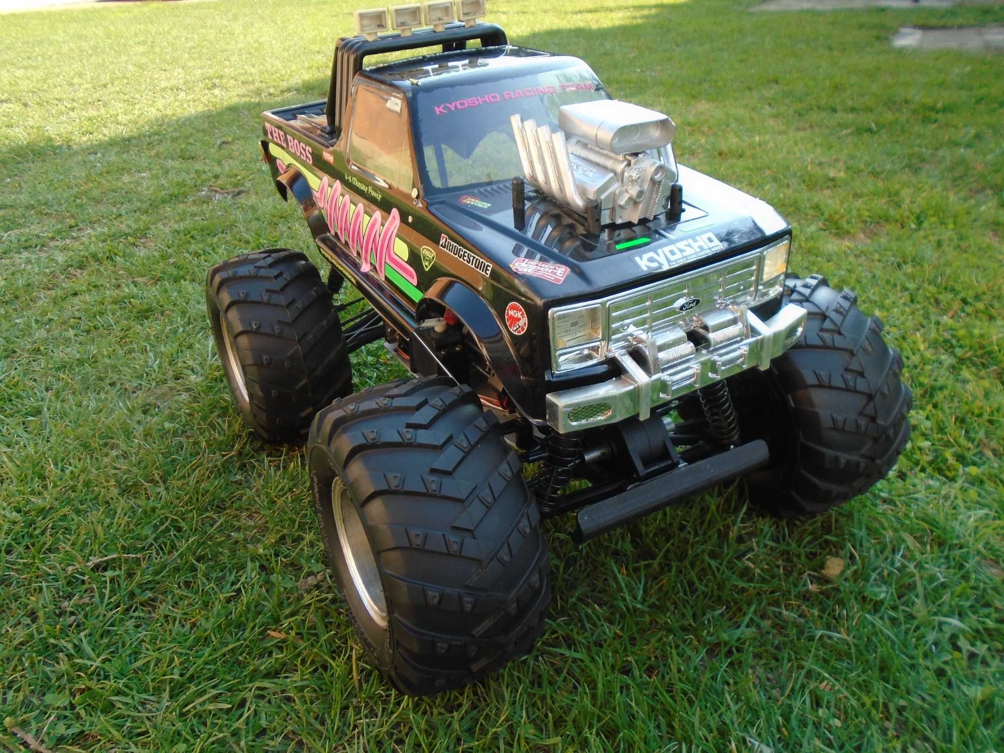KYOSHO THRASHER Off Road 1:10 4WD Nitro Vintage Spalinowy Model RC