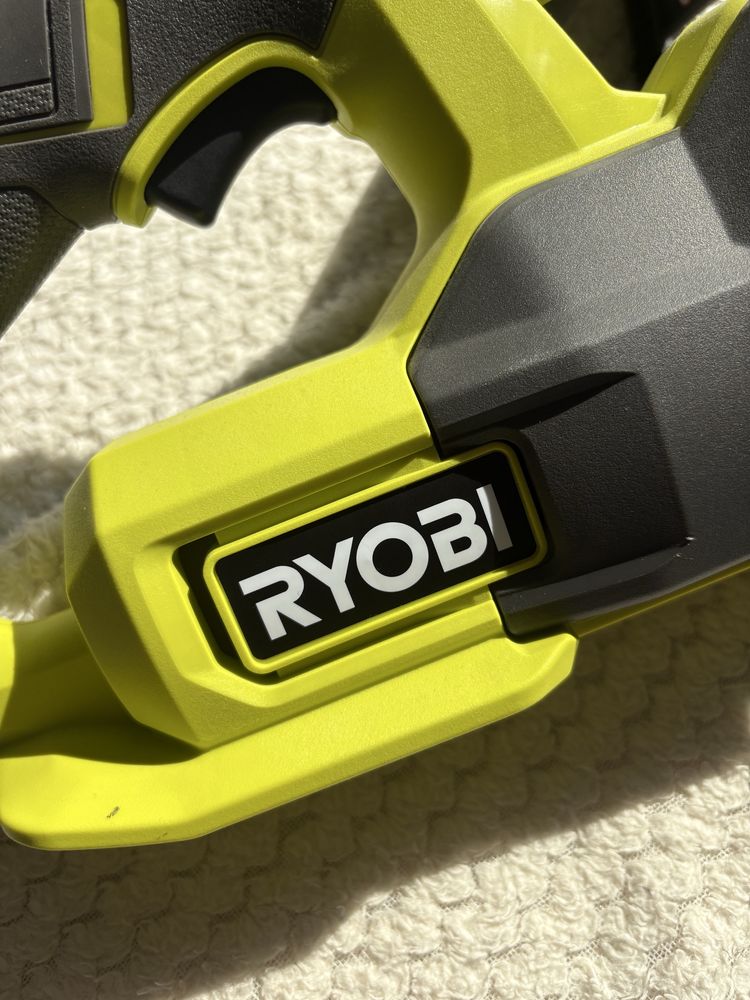 piła łańcuchowa ryobi