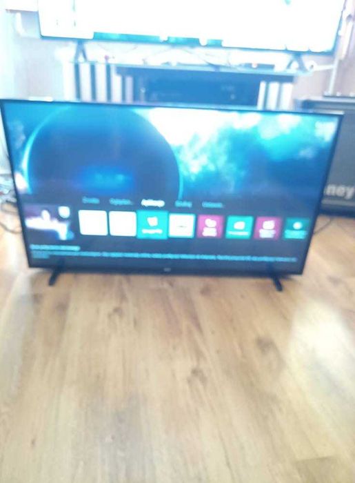 Sprzedam Telewizor Philips 43PUS8057/12  43-calowy 4K UHD  LED Smart