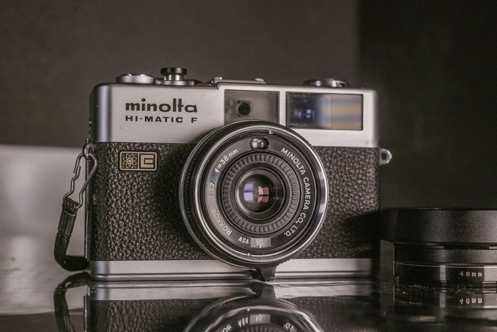 Aparat analogowy dalmierz minolta hi-matic F
