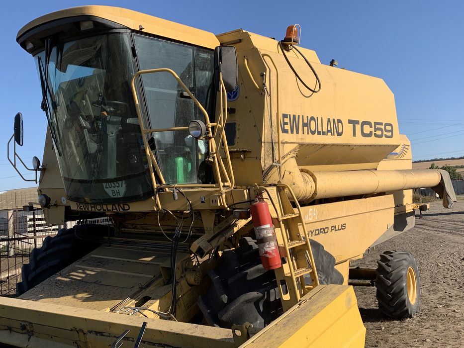 New Holland ТС-59 Bizon