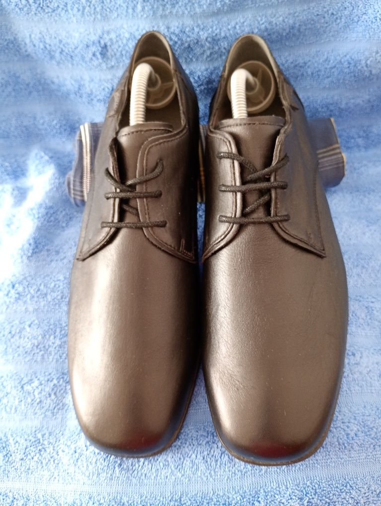Camper 41 buty skóra naturalna czarne